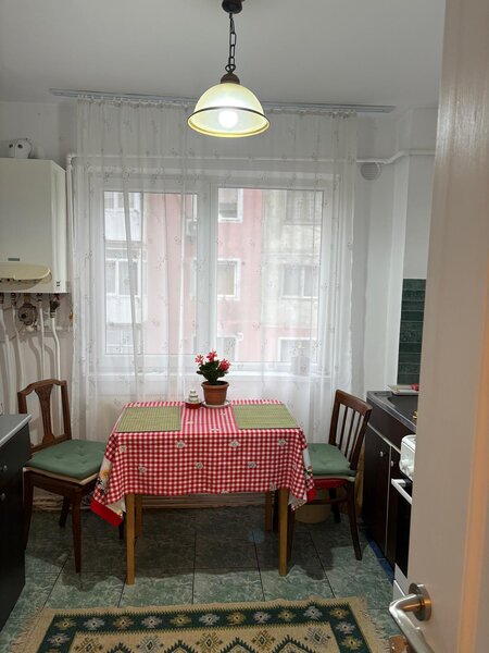 Targu Jiu Apartament 3 camere - 65 mp- Aleea Plopilor,